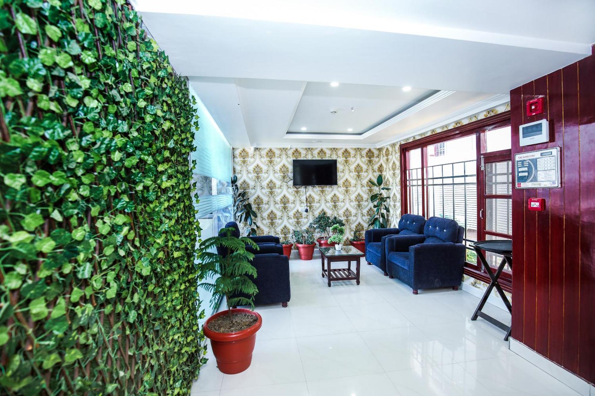 Hotel White Grand Shimla - In City Centre - A Centrally Ac Hotel Exterior photo