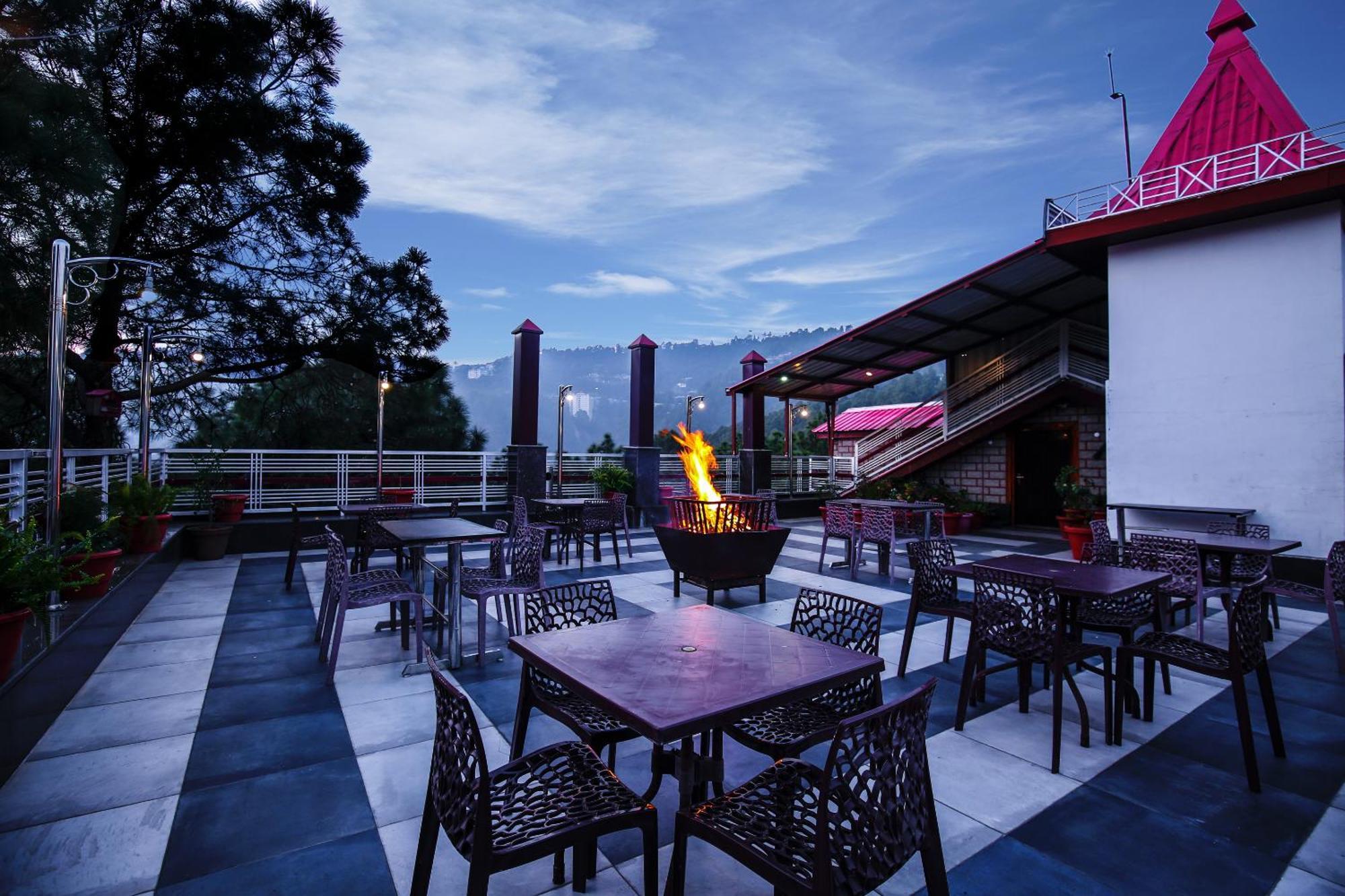 Hotel White Grand Shimla - In City Centre - A Centrally Ac Hotel Exterior photo